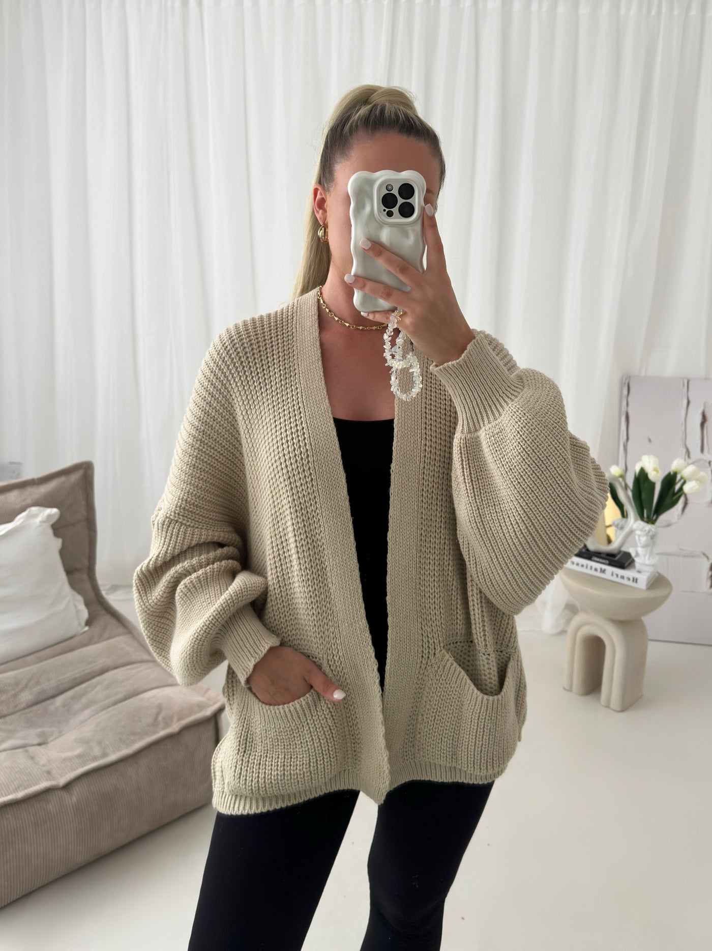 Paris - Sleeved Cardigan